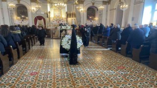 Karaköyde kilise lojmanındaki yangında hayatını kaybeden Fehim Atsup için tören düzenlendi