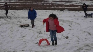 Karın keyfini çocuklar çıkardı