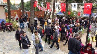 Kartalda ara tatile giren çocuklar için şenlik
