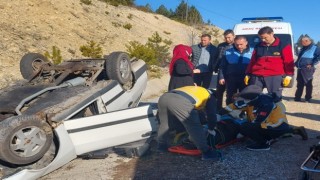 Kastamonuda takla atan otomobilin sürücüsü yaralandı