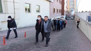 Kayserinin en büyük ‘sıvı uyuşturucu operasyonunda 3 kişide adliyede