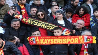 Kayserispor - Beşiktaş maçını 14 bin 500 kişi izledi