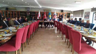 Kazakistan Büyükelçisinden Avrasya Bir Vakfına ziyaret