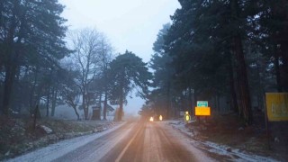 Kazdağlarında beklenen kar yağışı başladı