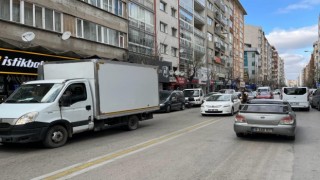Kent merkezinde trafik problemi her geçen gün artıyor