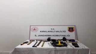 Kırklarelinde kaçak kazı yapan şüpheliler suçüstü yakalandı