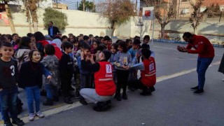 Kızılay şubesi öğrenciler ile eğlendi