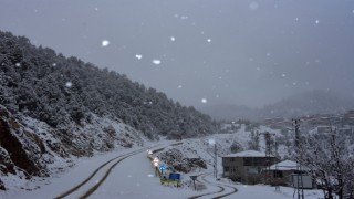 Kızıldağ Yaylası beyaza büründü