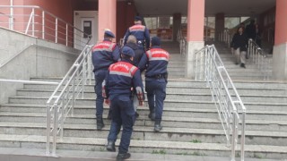 Kocaelide jandarmadan terör operasyonu