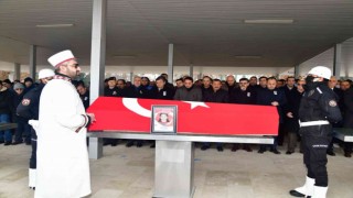 Kocası tarafından öldürülen kadın polis, Malatyada defnedildi