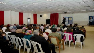 Konya Büyükşehir İlçe Şehir Konferanslarıyla kültür hayatını canlandırıyor