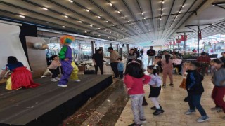 Köyceğizde çocuklar kendileri için düzenlenen etkinlikte eğlendi