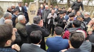 Kudüs Şairi Mehmet Akif İnan kabri başında anıldı