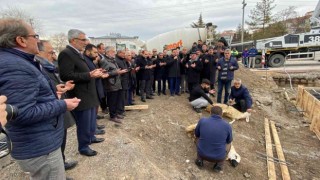 Kuluda Mescid-i Aksa Camisinin temeli dualarla atıldı