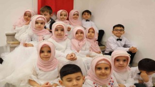 Kuran kurslarındaki minik öğrencilerin karne heyecanı