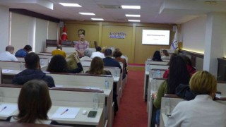 Kuşadası Ticaret Odasının eğitimine yoğun ilgi
