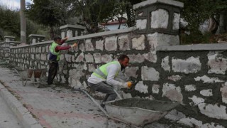 Kütahya şehir merkezindeki mezarlıklar yenilendi