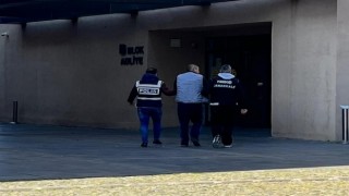 Lapsekide uyuşturucudan 1 tutuklama