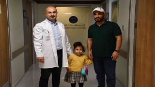 Libyalı 5 yaşındaki Malk mesane pili tedavisiyle Türkiyede şifa buldu
