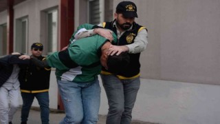 Liseli genci çocuk parkında öldüren 7 şüpheli tutuklandı