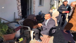 Manisa Büyükşehir evi yanan aileyi yalnız bırakmadı