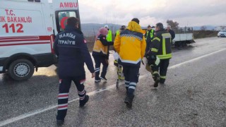 Manisada yağmur kazaya neden oldu: 1 ölü, 1 yaralı