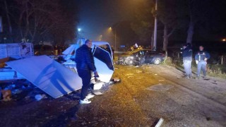 Manisada yeni yılın ilk saatlerinde acı kaza: 1 ölü, 6 yaralı