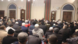 Manisalılar yeni yılın ilk sabah namazında buluştu