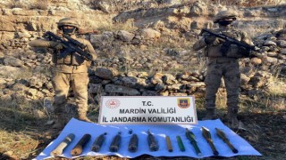 Mardinde PKKnın patlayıcı ve malzeme depolarına ağır darbe