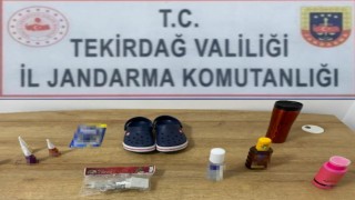 Marketten ürün çalan zanlılar yakalandı