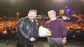 Marmaris 2023e yapay kar ve Gece Yolcuları ile girdi