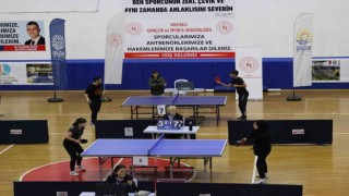 Masa Tenisi Turnuvasında dereceye girenler ödüllendirildi