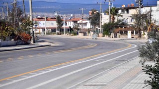 Mersin Büyükşehir Belediyesinin yol çalışmaları sürüyor