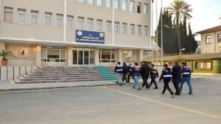 Mersinde DEAŞ operasyonu: 3 gözaltı
