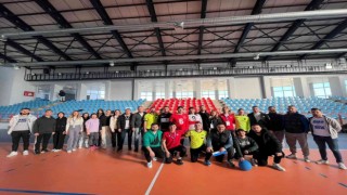 Milli sporculardan öğrencilerin farkındalık etkinliğine destek