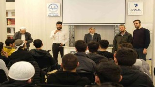 Müftü Gül gençlerle buluştu
