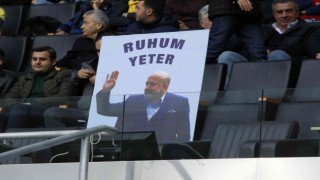 Murat Sancak, takımını yalnız bırakmadı