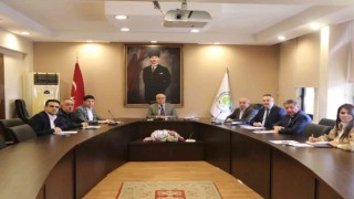 Nazilli Sümer Vakfı bu kez öğrenciler için toplandı