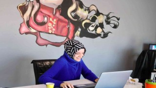 Öğrencilere staj imkanı sunuyor