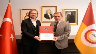 Okan Buruk ve Ayhan Akman, Galatasaray Kulübü üyesi oldu