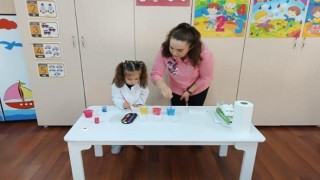 Okul öncesi minikler oyunlarla matematik öğreniyor