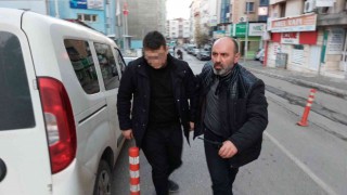 Okulda annesini öldüren çocuk, çocuk polisine teslim edildi