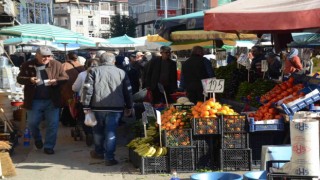 Orduda semt pazarlarında yoğunluk