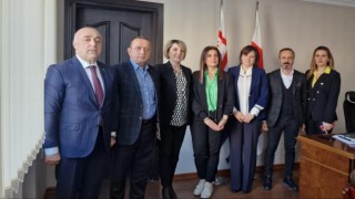 Özel İmperial Hastanesi yönetiminden Gürcistan Acara Özerk Cumhuriyeti Sağlık Bakanı Nino Nijaradzeye ziyaret