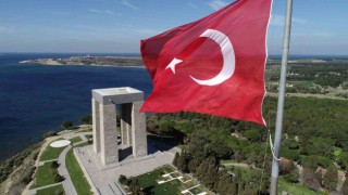 (Özel) Tarih Bölümü Öğretim Üyesi Dr. Mithat Atabay: Şehitler Abidesi milletin eseridir
