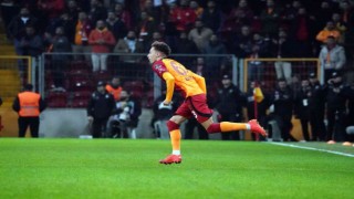 Özgür Baran Aksaka ilk lig maçına çıktı