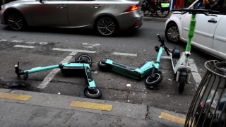 Pariste elektrikli scooterlar için 2 Nisanda referandum yapılacak