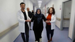 Piknikte tavuk yedi zehirlendi 8 ay yürüyemedi