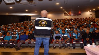 Polis, belediye personeline şüpheli şahıs ve paket eğitimi verdi