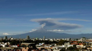 Popocatepetl Yanardağında 3 patlama